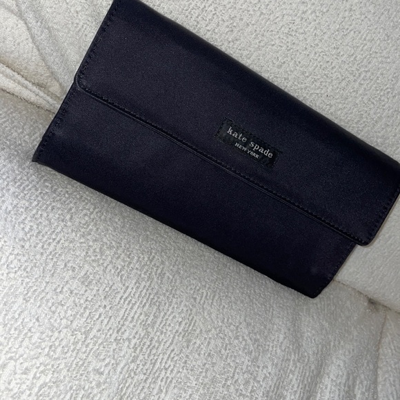 Kate spade wallet - Picture 1 of 7